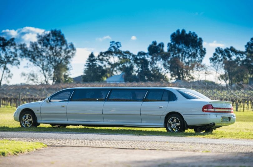 Holden Statesman Limousine, Limos and Classics, Perth Wedding cars, Perth Limo Hire, White Weddings, Holden Limo