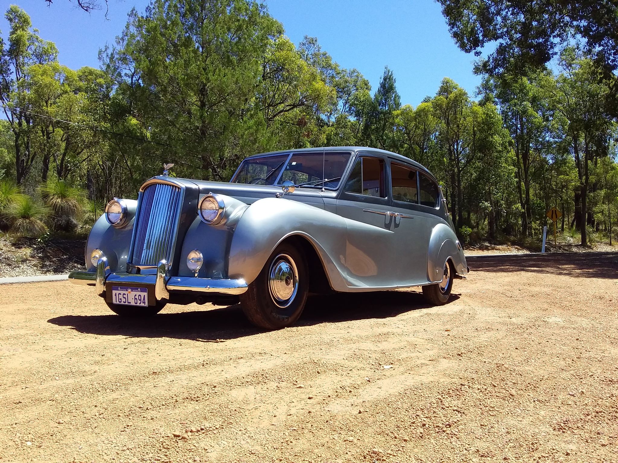 Austin Princess, Austin Princess Vanden Plas. Perth Weddings, Perth Limo Hire, English Weddings, White Weddings, Vintage Weddings