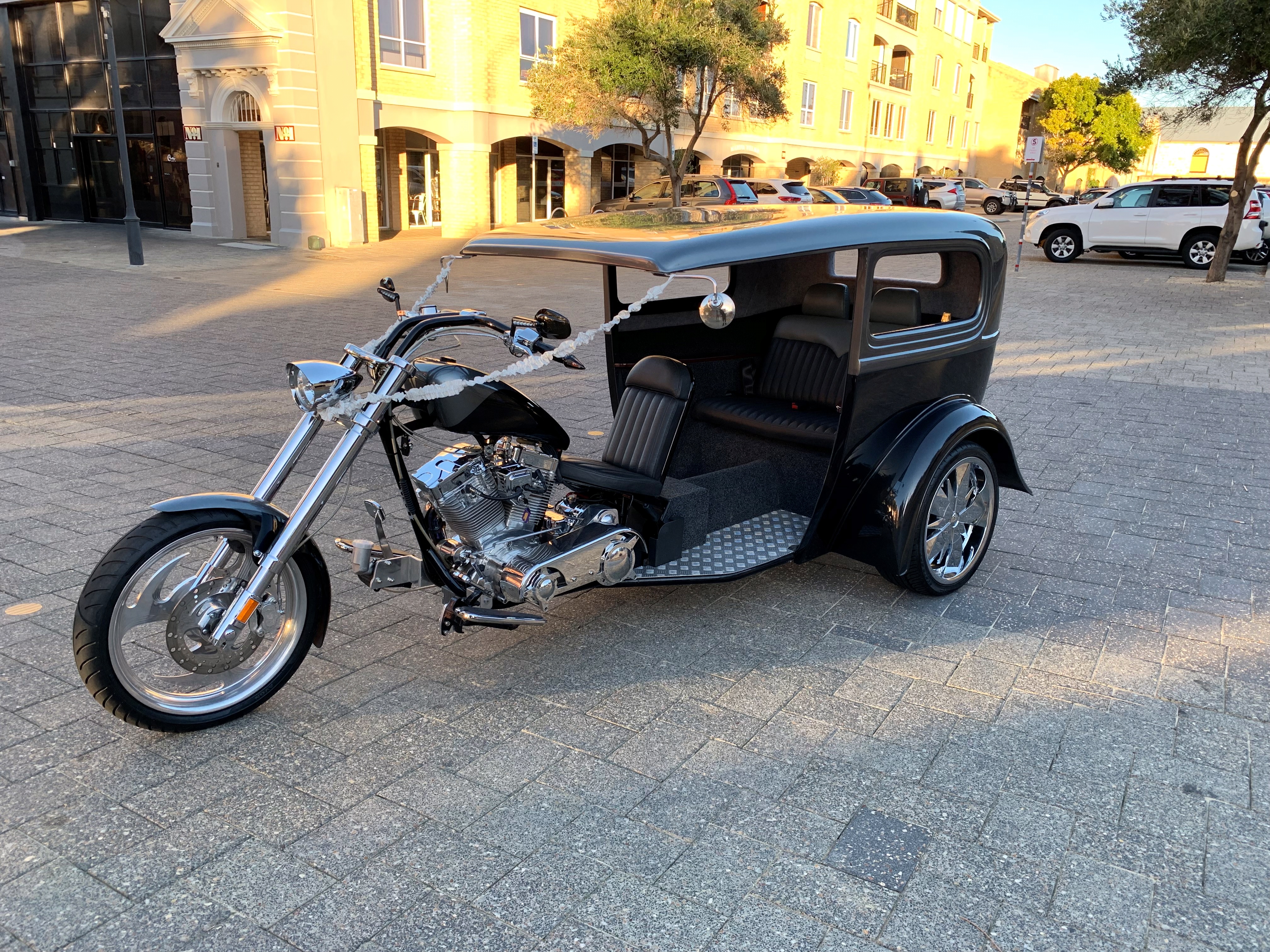 trike with roof