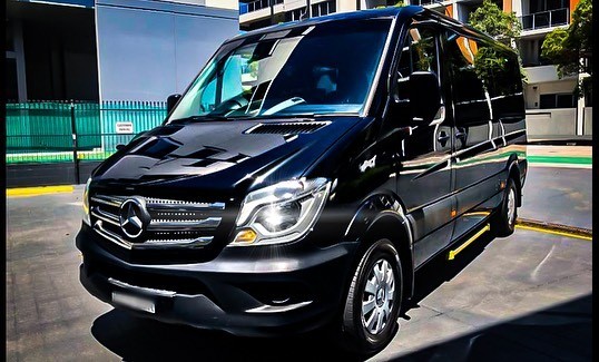 Limo Van, Party Bus, 11 seater, Limo Hire, charter bus, charter van, airport transfers, Mercedes Sprinter