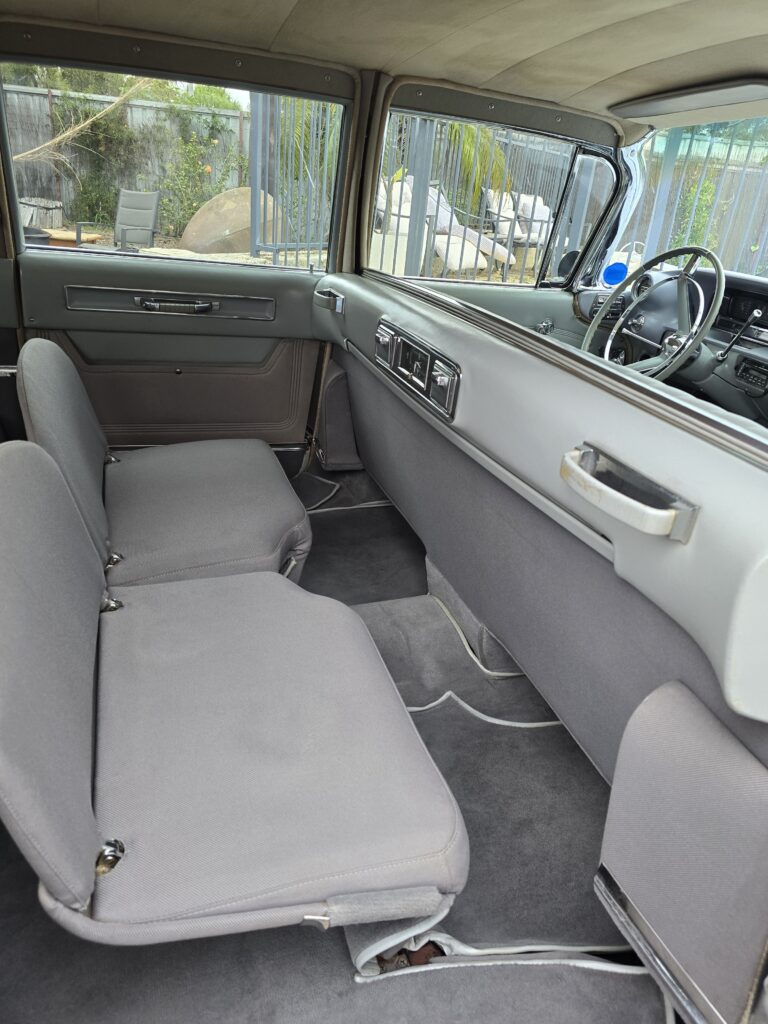 Limo Hire Perth, Perth Limo Hire, Wedding Cars Perth, Perth, Limo, Limousine, Car Hire, Tours, School Ball, School Ball, Caddy Limo, Cadillac Limo
