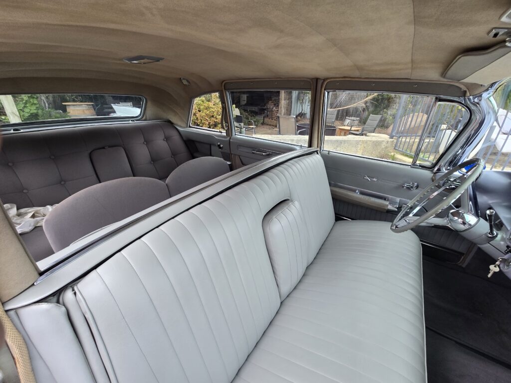 Limo Hire Perth, Perth Limo Hire, Wedding Cars Perth, Perth, Limo, Limousine, Car Hire, Tours, School Ball, School Ball, Caddy Limo, Cadillac Limo
